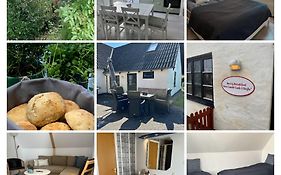 Bed&Breakfast “Den Gamle Lade I Hejls”